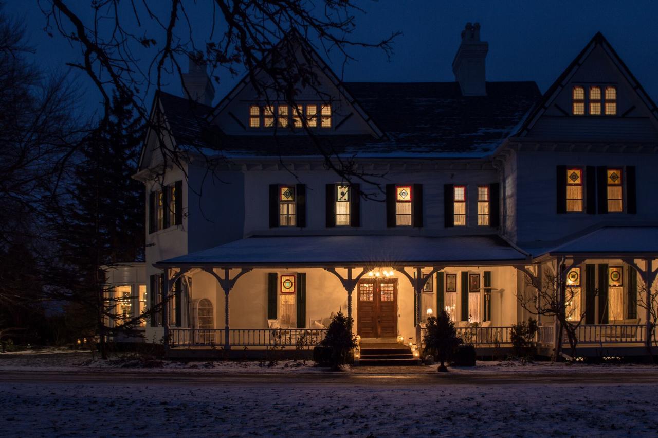Grand Victorian Bed and Breakfast Niagarawatervallen Buitenkant foto